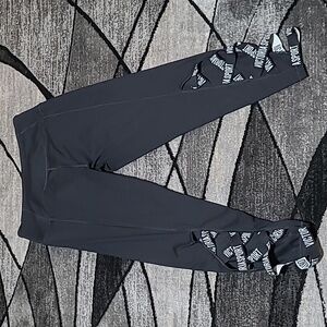 VICTORIA SPORT 2018 KNOCKOUT BY VICTORIA SECRET CROPPED CRISS-CROSS LEGG…